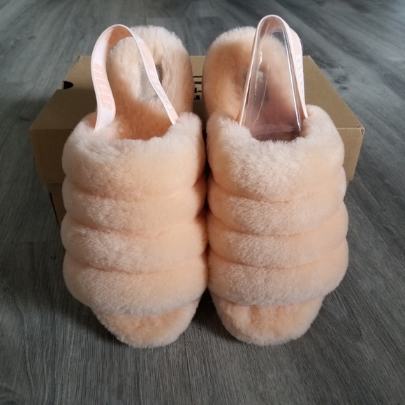 UGG Fluff Yeah Slide Slippers - Picture 4 of 9